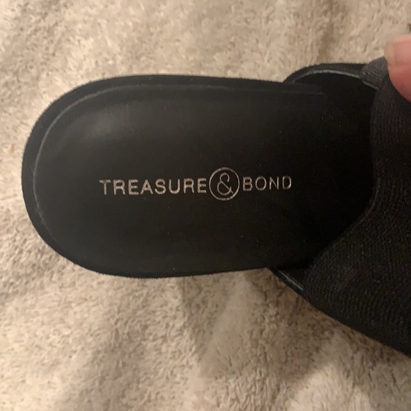 Slip on booties - Picture 3 of 6